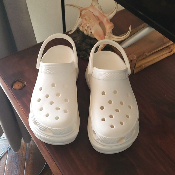 Crocs Classic White Bae Platform Clog Sandals Size 8 - Picture 12 of 16